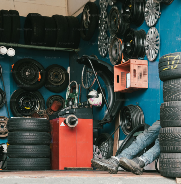 Tyre Balancing Machine